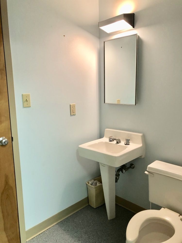 Medical Office Condo in Port Charlotte Medical District: 2400 Harbor Blvd, Port Charlotte, FL, 33952